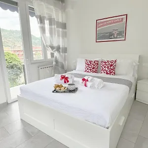  Apartment Liguria 4 - Centro A 2 Minuti Dal Mare